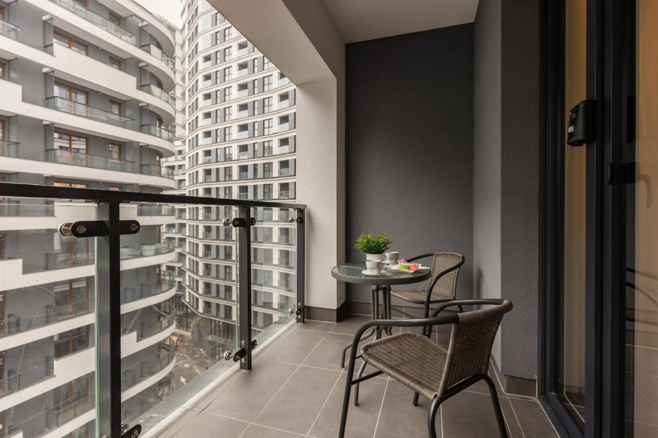 Kasprzaka With Ac & Parking By Renters Prestige Apartment Warsaw